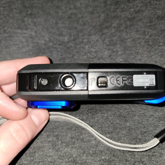 Ivation 20MP Underwater Waterproof Shockproof Digital Camera - Blue With Case - Picture 6 of 10